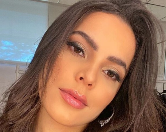 Emilly Araújo alfineta Globo após discurso de Tadeu sobre Bruna e Gabriel 