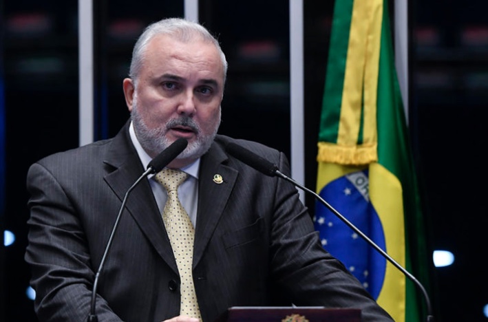 Jean Paul Prates assume presidência interina da Petrobras