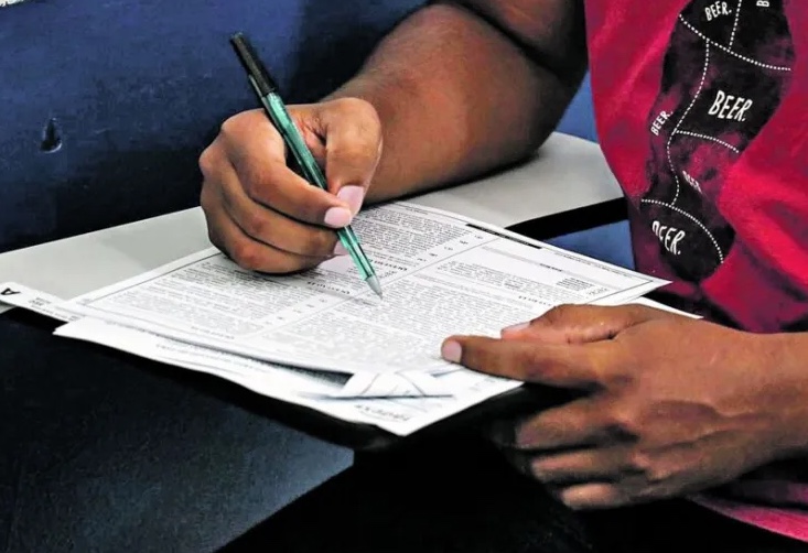 Prefeitura abre processos seletivos com 678 vagas no Amazonas; veja editais