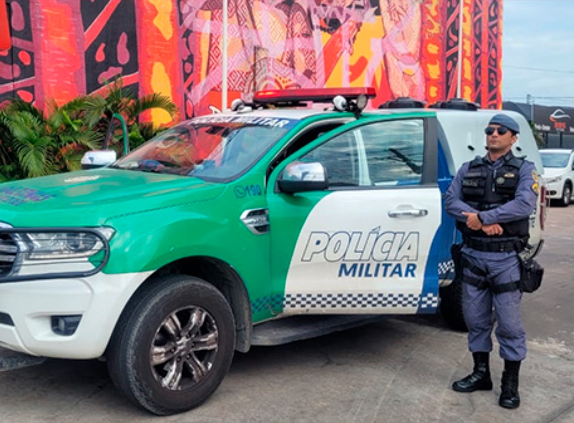 Revoltados, moradores espancam adolescentes por roubarem vizinho em Manaus