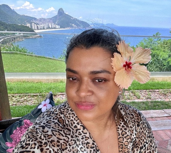 Preta Gil cancela blocos de carnaval para seguir tratamento contra o câncer