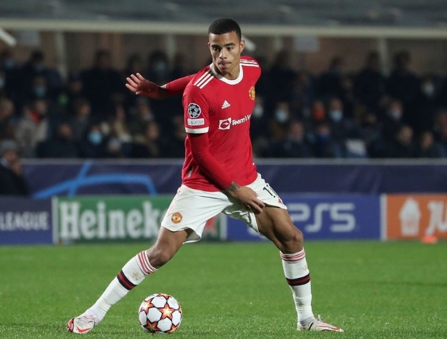 Justiça retira acusação de estupro contra astro do United