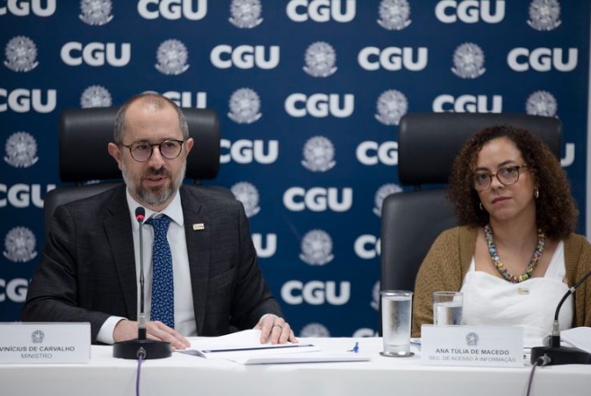 CGU analisa derrubar 234 sigilos decretados por Bolsonaro