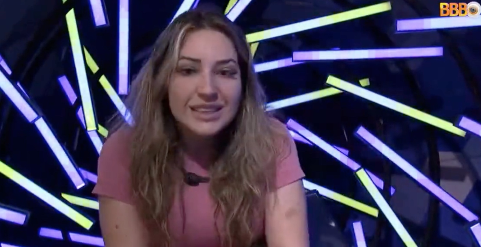 BBB23: Amanda solta peido no confessionário e fica sem jeito; vídeo