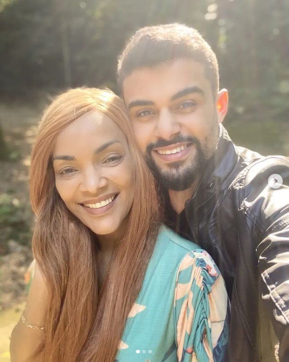 Flordelis faz aniversário e namorado se declara: 'Mulher da minha vida'