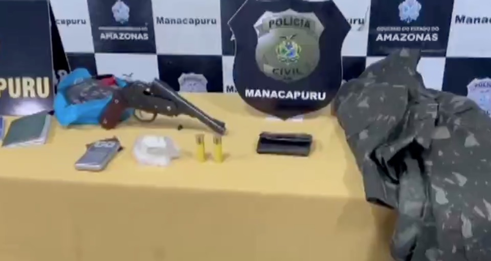 Piratas dos rios jogam pai e filha de barco durante assalto no Amazonas