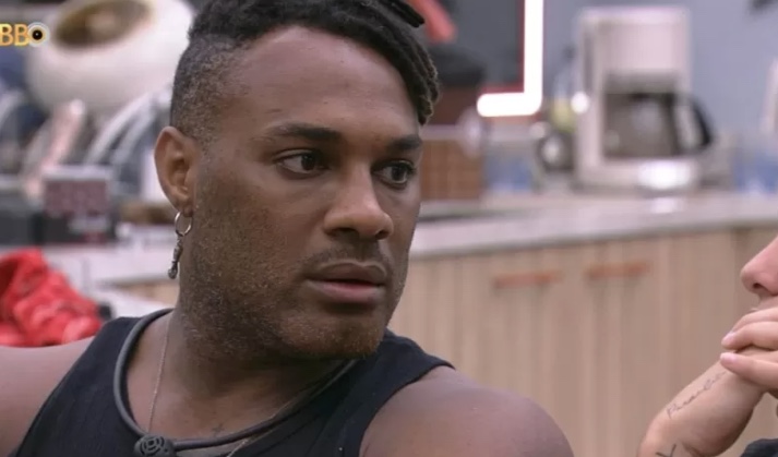 Fred Nicácio questiona atitude de Marvvila