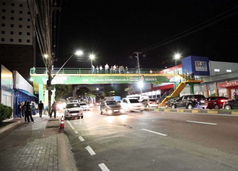 Interdição da avenida Djalma Batista altera pontos de ônibus