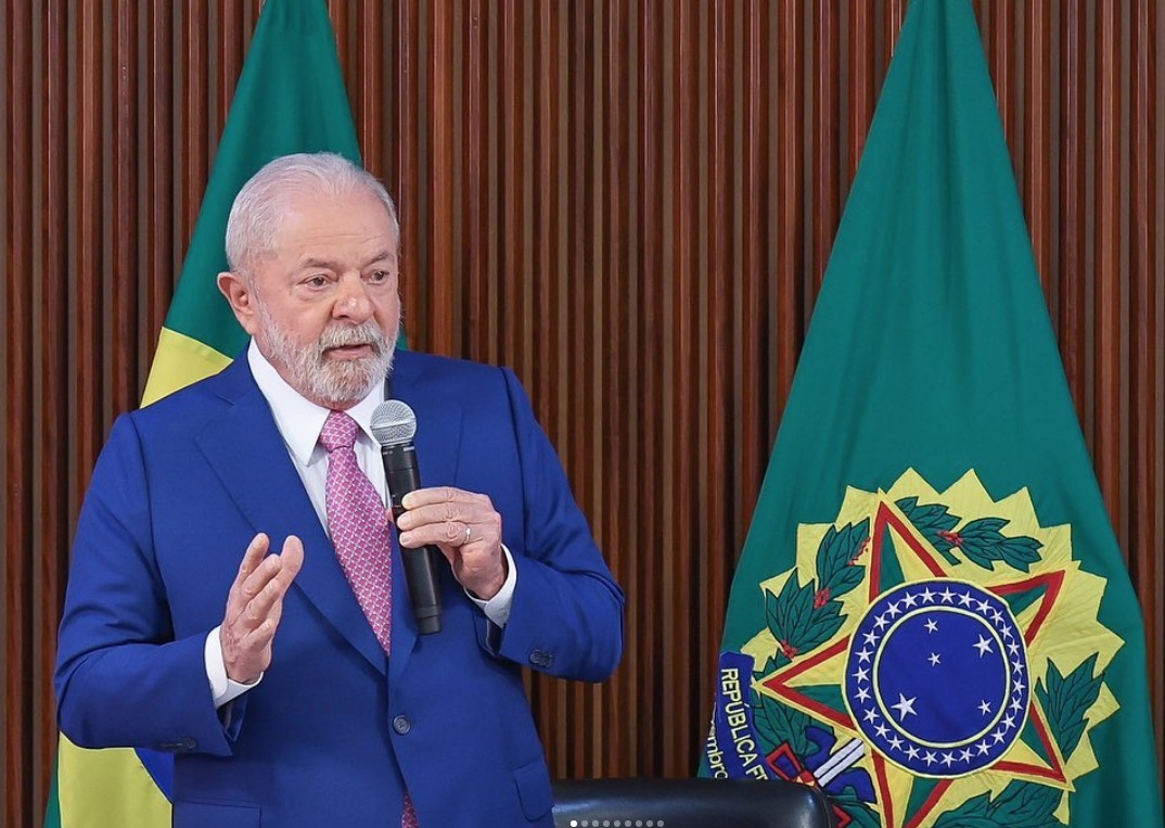 Lula anuncia salário mínimo de R$ 1.320 e isenção do Imposto de Renda de R$ 2.640