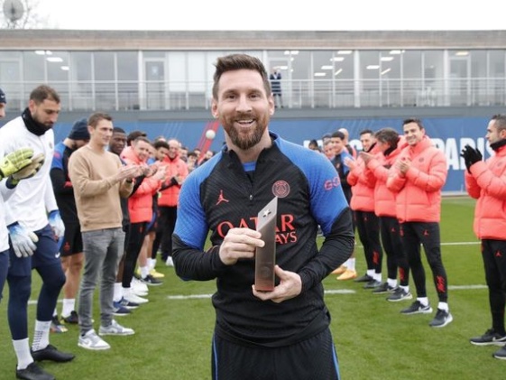 Pai de Messi acha difícil jogador argentino voltar ao Barcelona