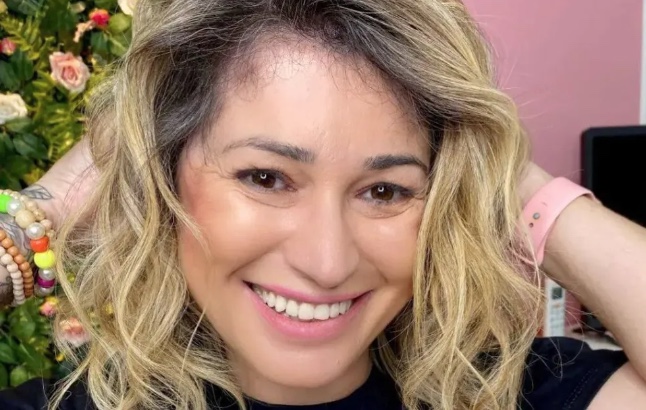 Após assassinar esposa a facadas, homem morre em acidente com caminhão