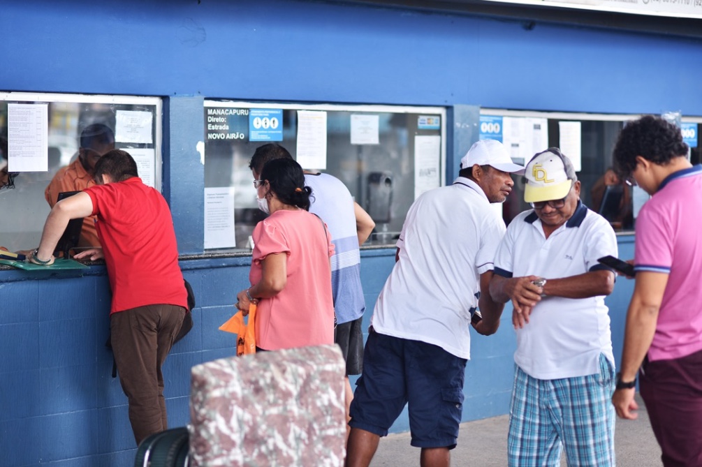 Mais de 41 mil pessoas saem de Manaus durante o Carnaval