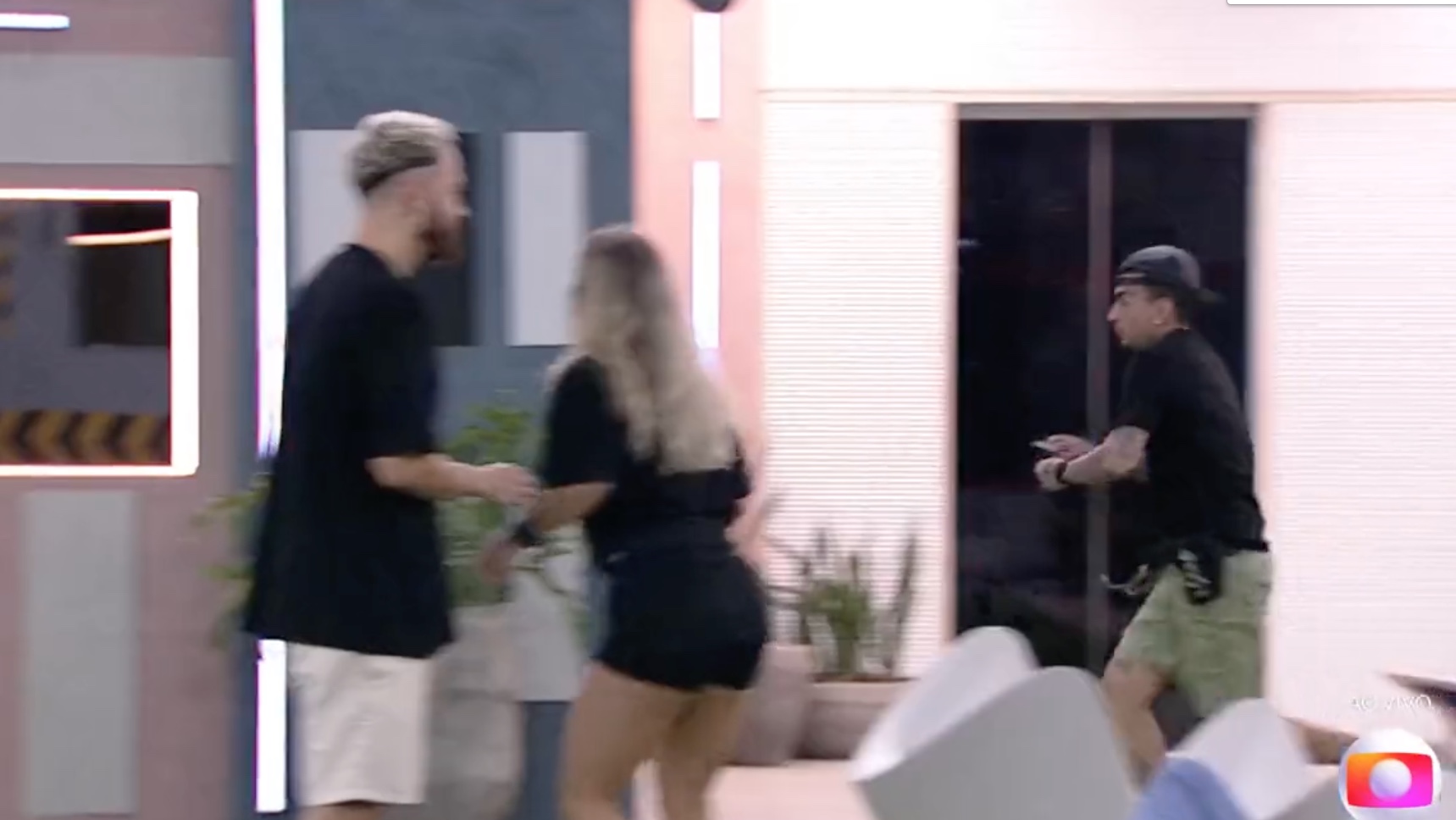 Fred Desimpedidos 'arrega' para o Big Fone e revolta internautas