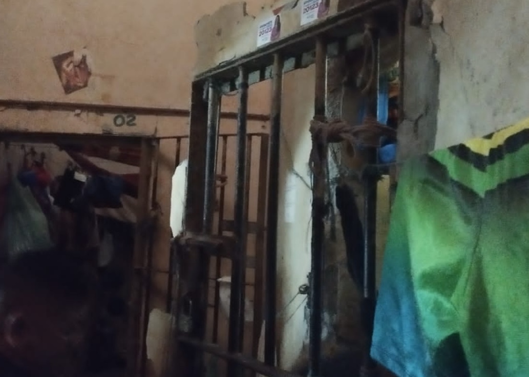 Após tentativa de fuga em massa, detentos são transferidos para Manaus