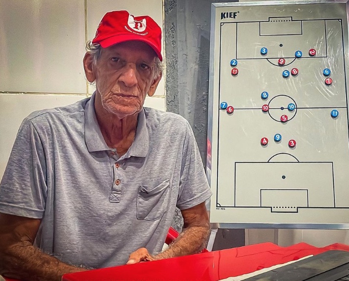 Vivíssimo: Princesa desmente boato sobre morte de técnico Aderbal Lana