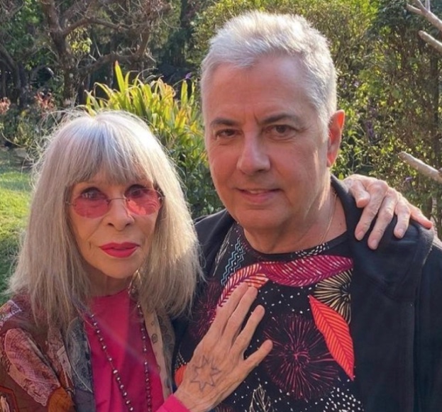Marido de Rita Lee pede privacidade após internação da cantora