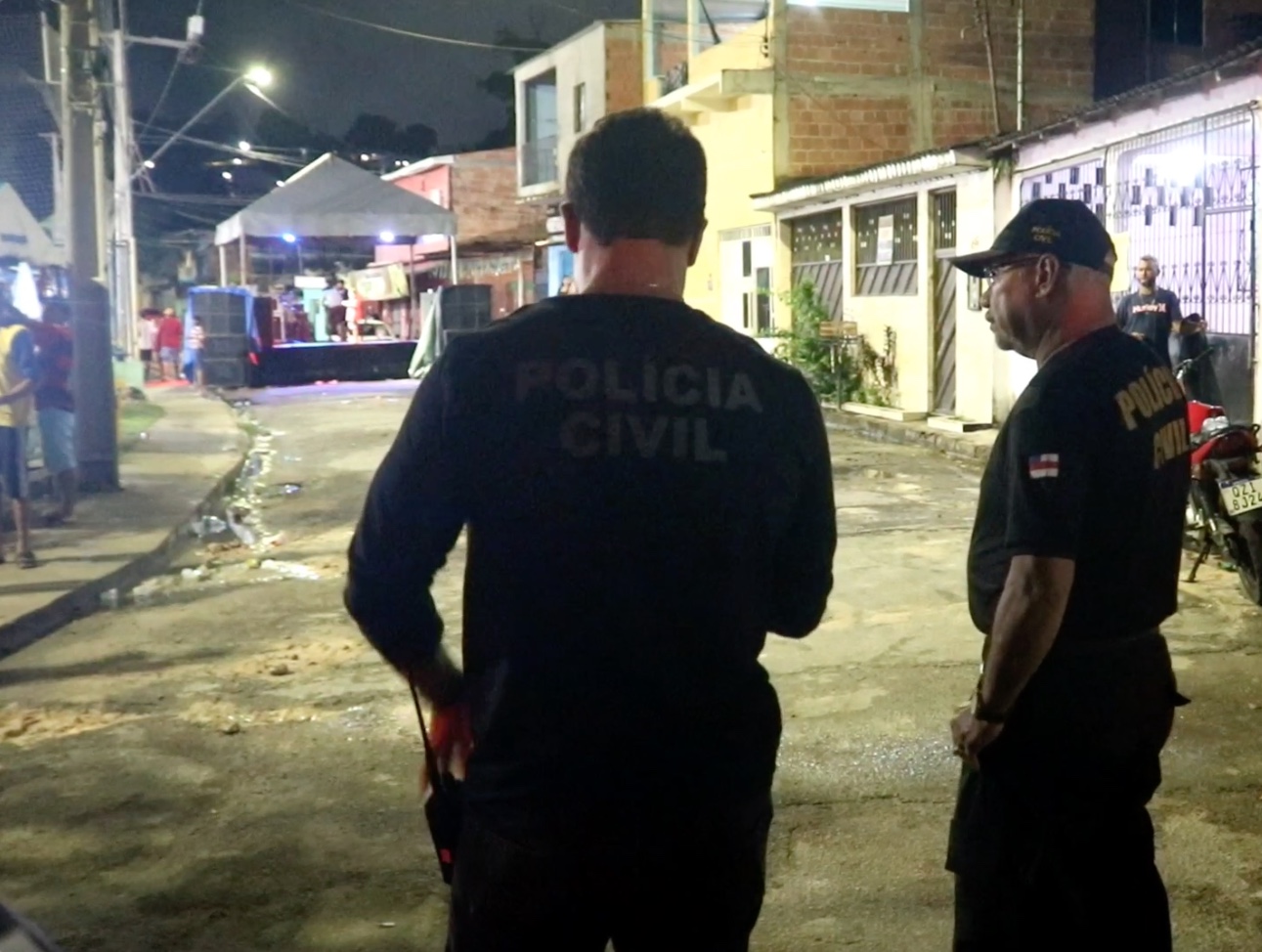 Bloco de rua em Manaus é encerrado por fiscalização após passar do horário permitido