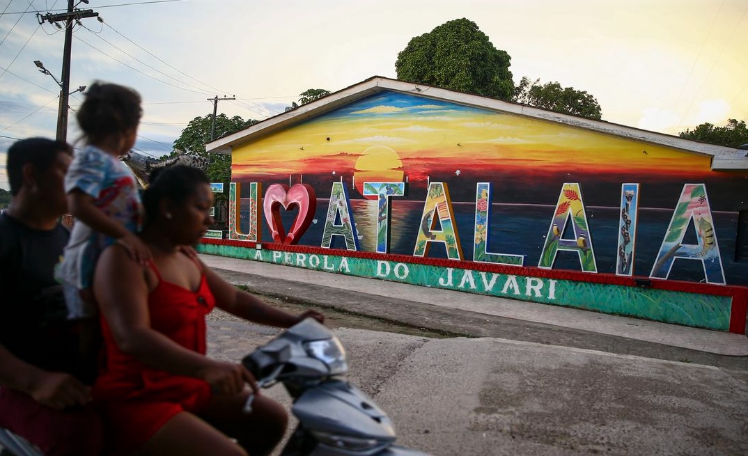 População de Atalaia do Norte convive com desemprego e violência