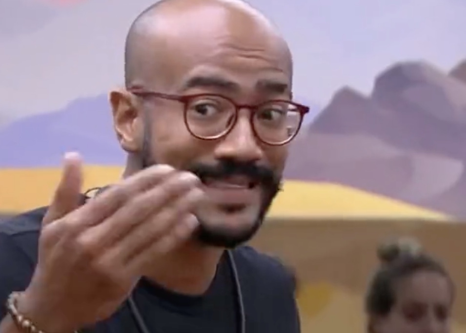 BBB23: Ricardo detona Juliette durante conversa com Bruna Griphao