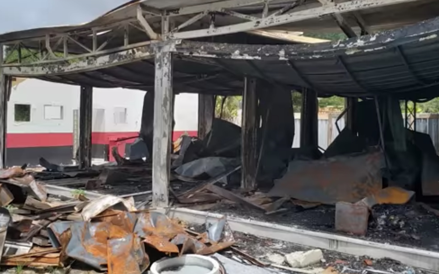 Engenheiro acusa Flamengo de adulterar cena de incêndio no Ninho do Urubu