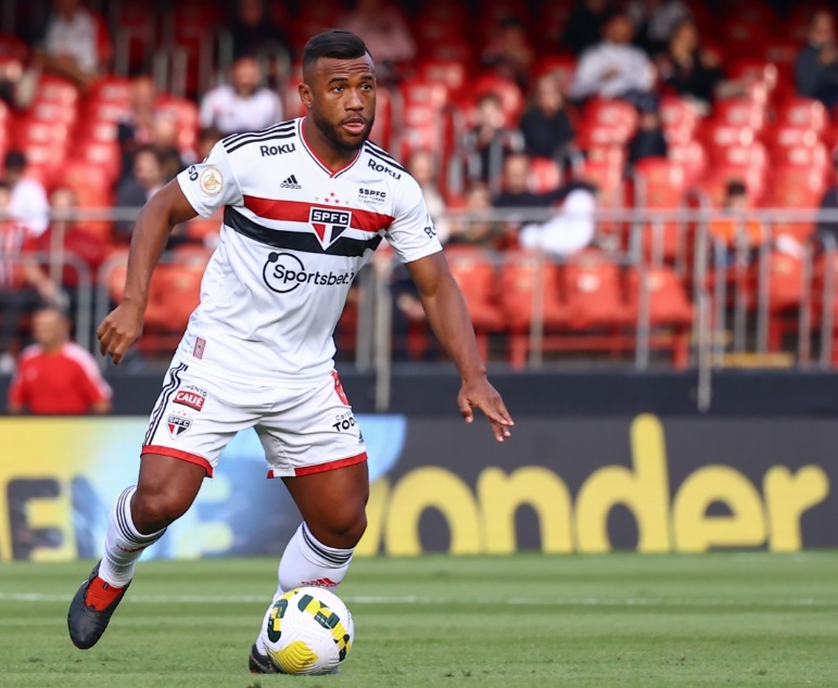 Renovação de Luan com o São Paulo não está definida, mas tem apoio de Ceni