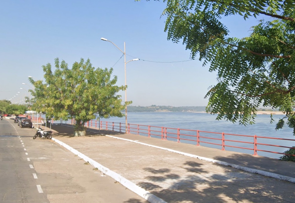 Mulher se joga no rio para escapar de estupro após assalto