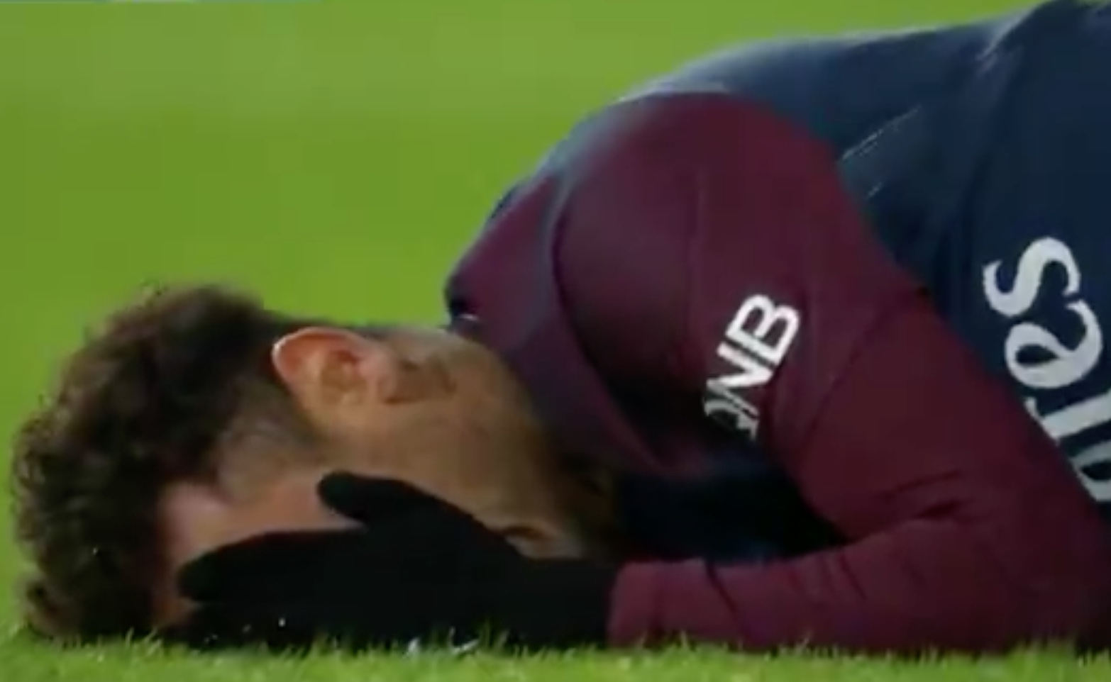 Neymar ficará até quatro meses afastado dos gramados para cirurgia
