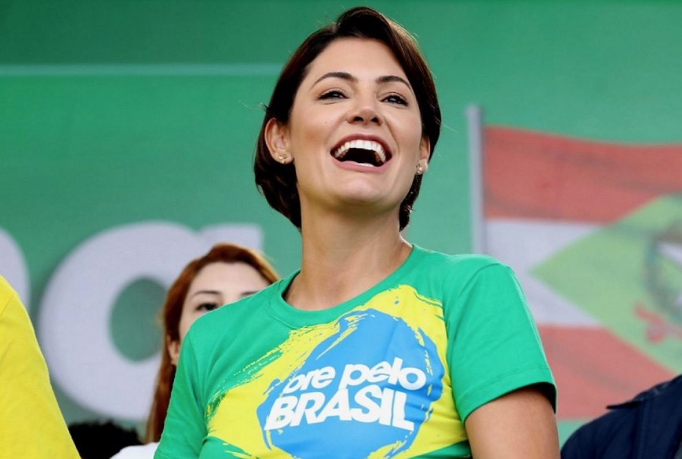 Deputada propõe título de Cidadã do Amazonas para Michelle Bolsonaro