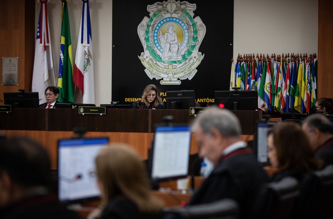 TJAM elege lista tríplice com nomes de advogados para vaga no TRE-AM