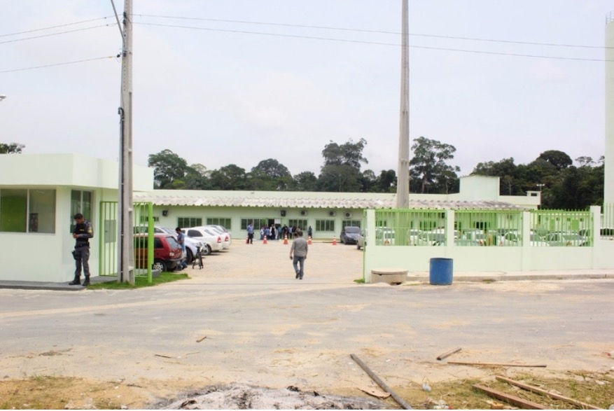 Túneis são descobertos e fuga em massa é frustrada em presídio de Manaus 