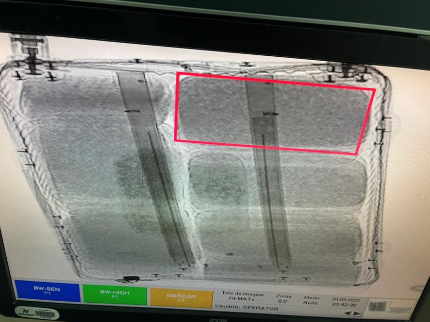 Mulher é flagrada com mais de 20 Kg de drogas na mala em aeroporto de Manaus