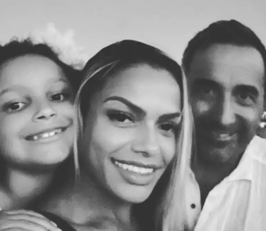 Quitéria Chagas lamenta morte do marido aos 57 anos, vítima de câncer raro