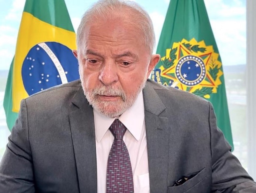 Com pneumonia, Lula adia novamente viagem à China por orientação médica