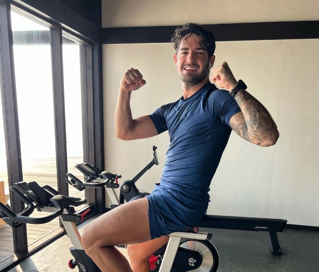 Sem clube, Alexandre Pato inicia curso para ser gestor de futebol