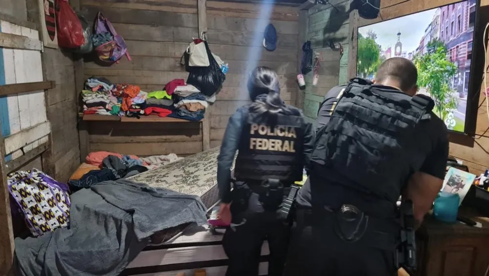 PF prende integrantes de facção criminosa durante operação no Amazonas