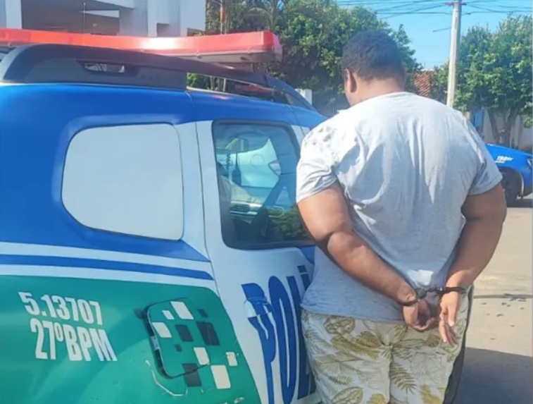 Jovem é preso por ameaçar divulgar nudes de adolescente em troca de sexo e dinheiro