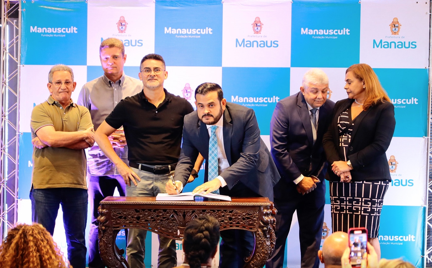 Osvaldo Cardoso é empossado novo diretor-presidente da Manauscult