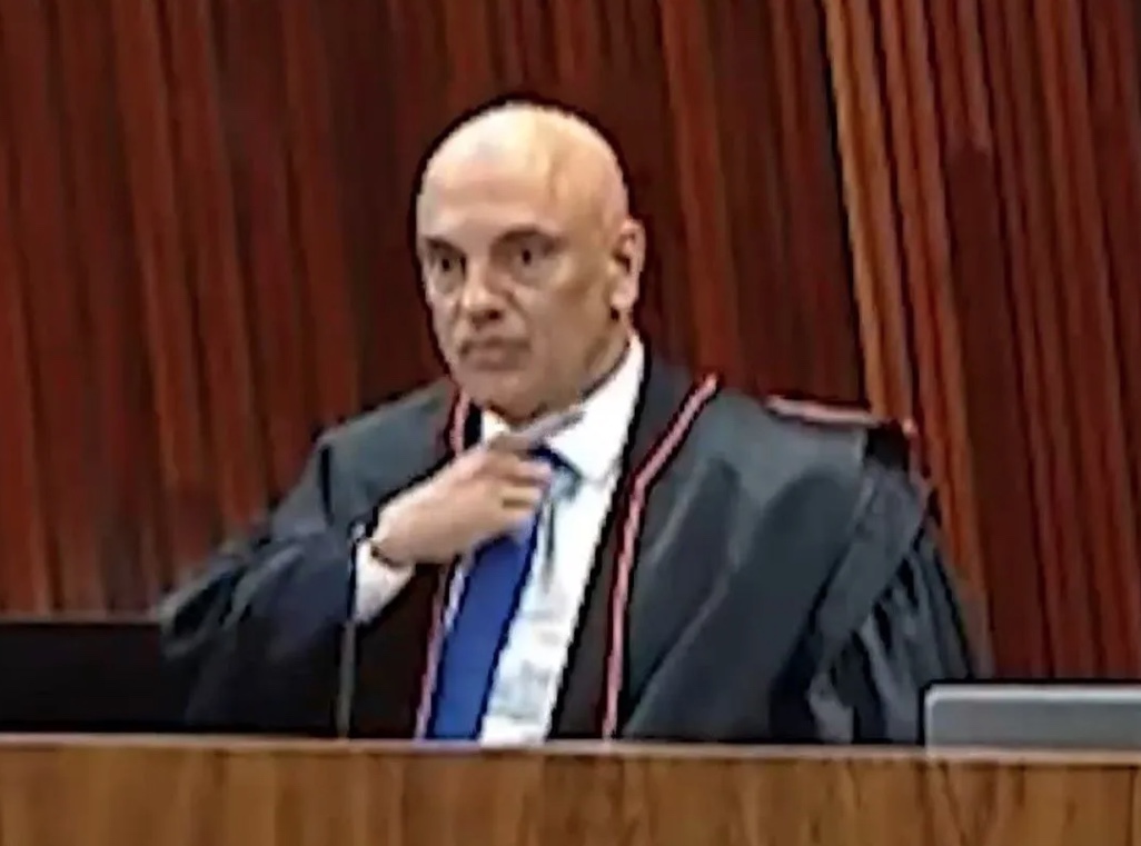 Gesto de degola de Moraes não é o bastante para torná-lo suspeito no TSE