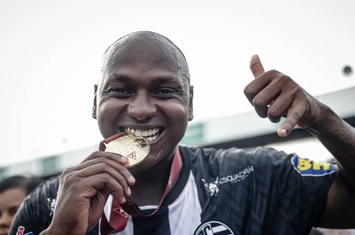 Amazonas negocia com Sassá, ex-Botafogo e Cruzeiro, para Série C 2023