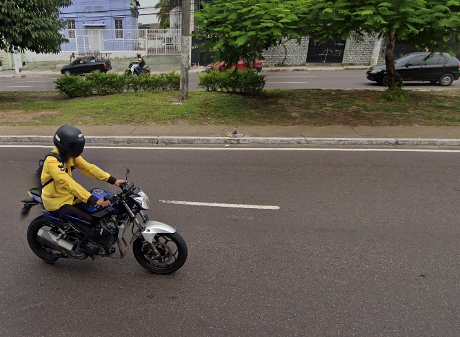 Motociclista consegue anular multas após ter placa clonada no Amazonas