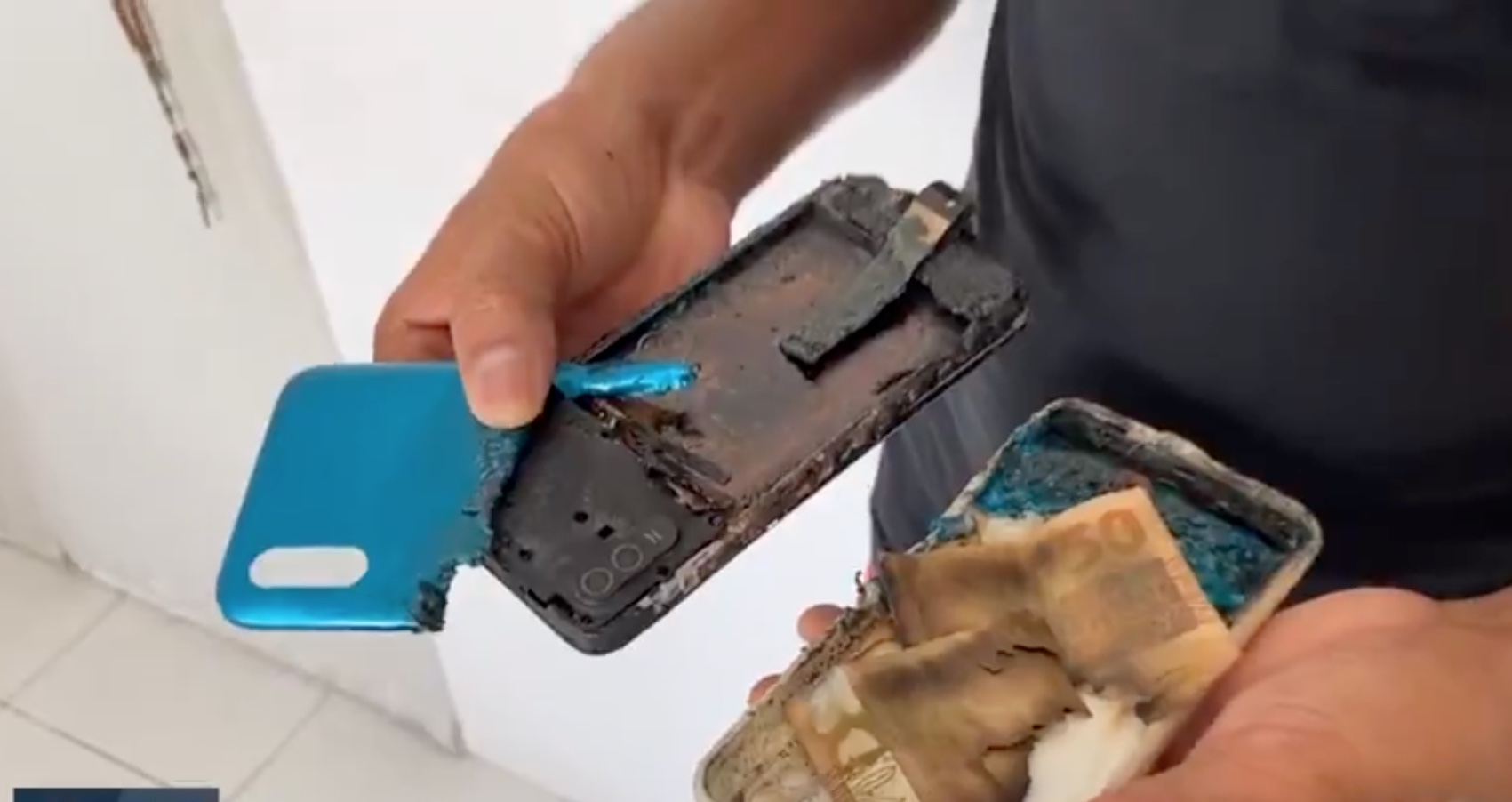 Motociclista fica ferido após celular explodir em seu bolso