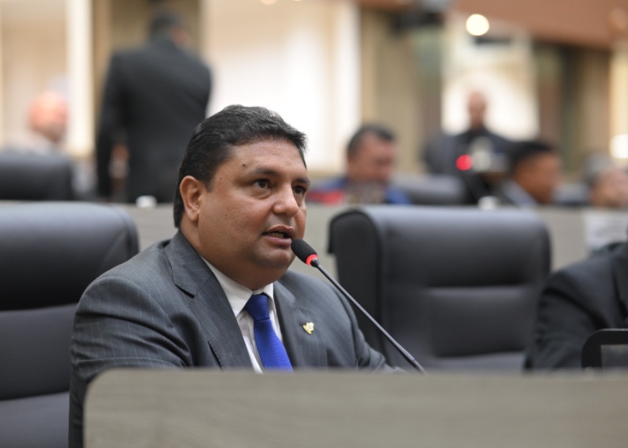 Presidente da CMM vai acionar MP contra propaganda da Amazonas Energia 