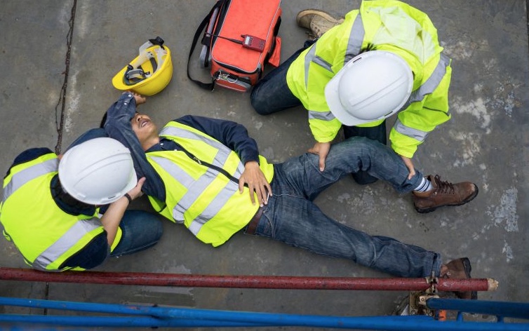 Acidentes de trabalho matam ao menos uma pessoa a cada 3 horas no Brasil