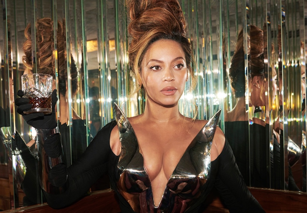 Beyoncé fará show no Brasil, diz jornalista