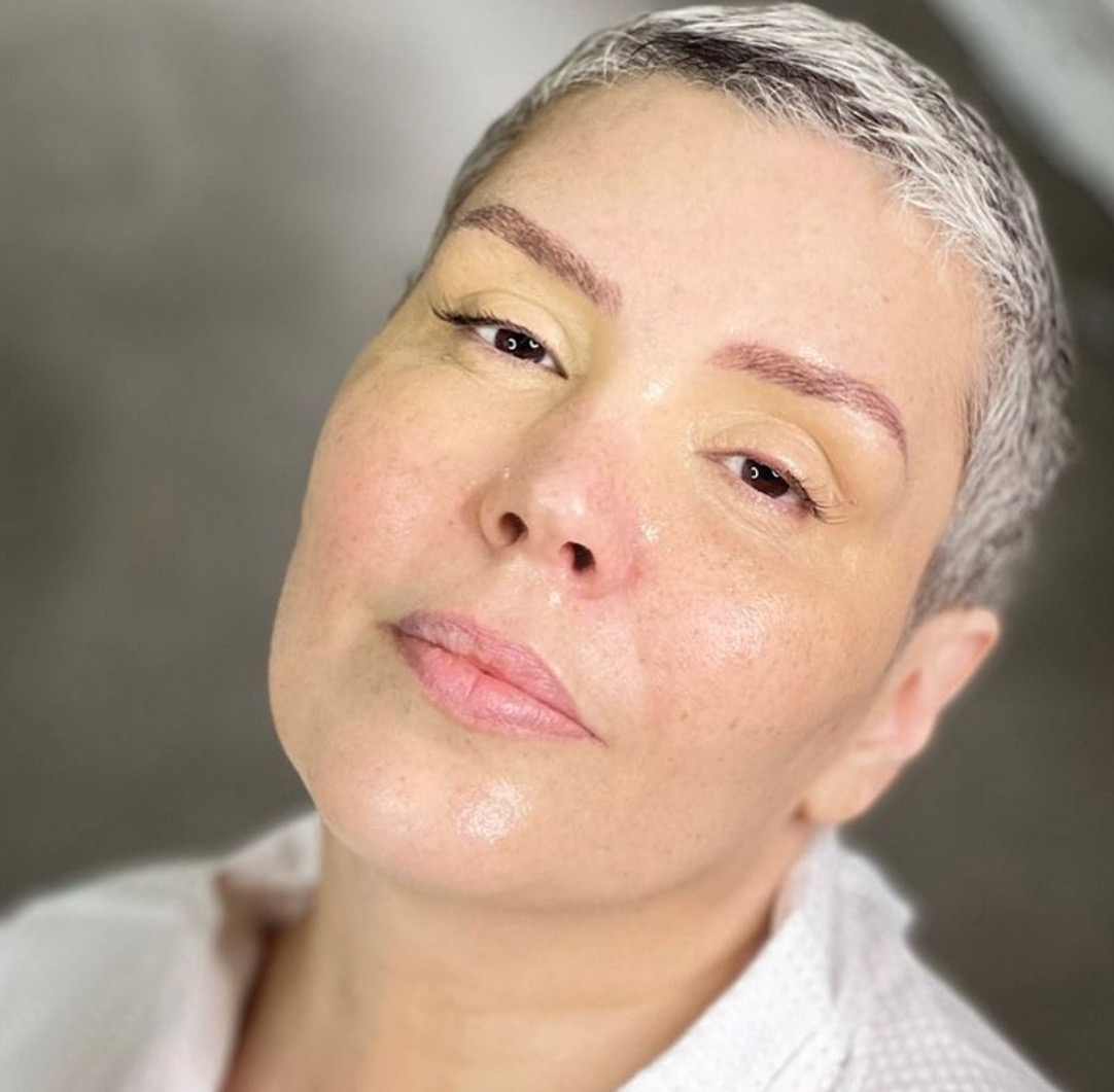 Simony será internada por 4 meses para tratamento contra o câncer