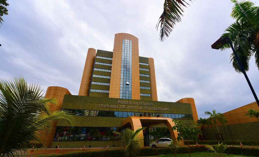 TJAM divulga edital de concurso com 15 vagas