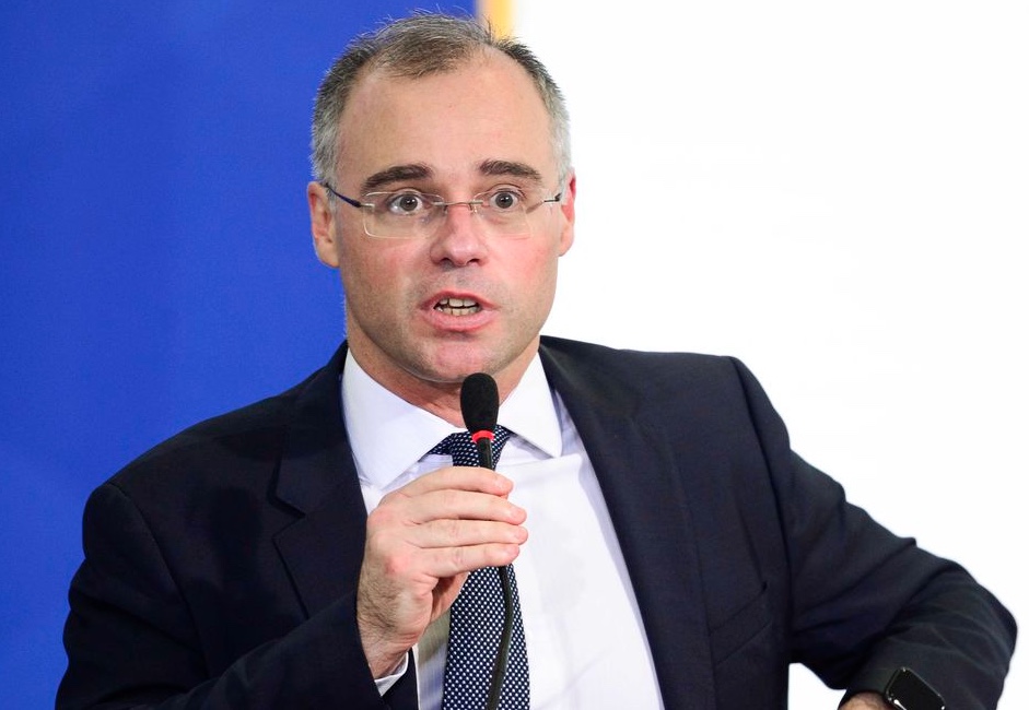 André Mendonça e Nunes Marques votam para manter indulto a Daniel Silveira