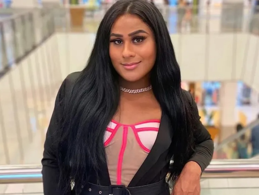 Influenciadora trans Flávia Big Big morre aos 26 anos