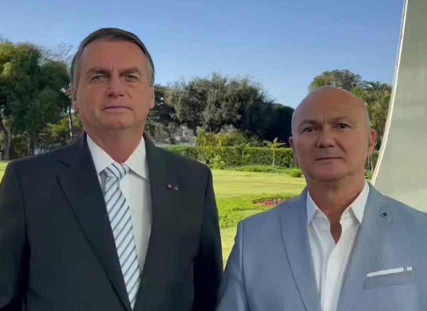 Bolsonaro virá a Manaus apoiar candidatura de Menezes à prefeitura 