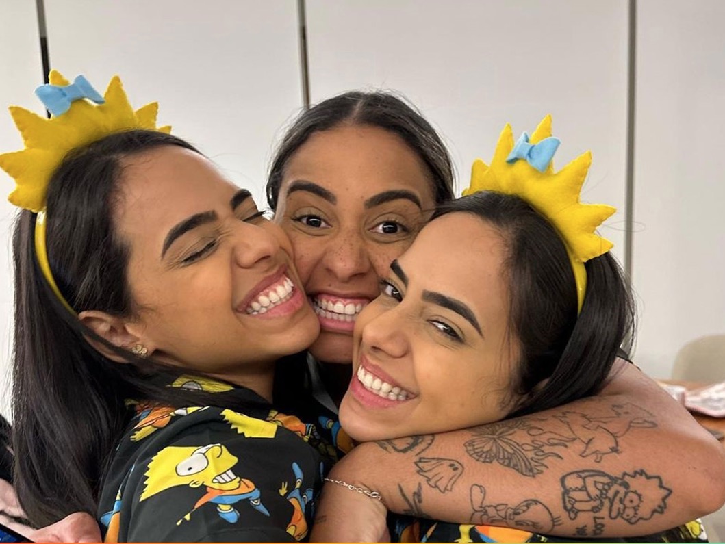 Irmã de MC Loma critica cantora e cria treta com gêmeas Lacração